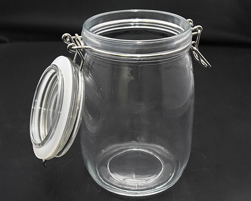 Glass Container With Sealed Lid