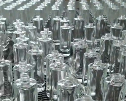 Cosmetic Bottles Manufacturer