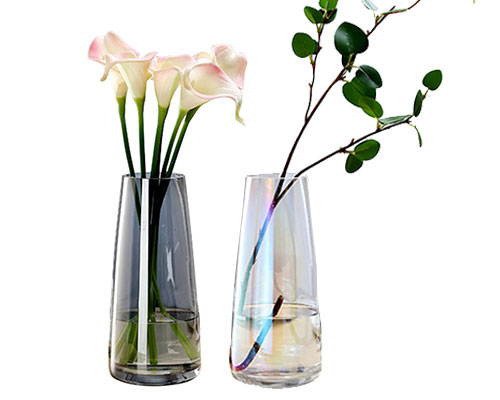 Clear Glass Vase With Gold Trim