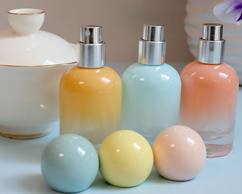 Colored Perfume Bottles with Spherical Caps