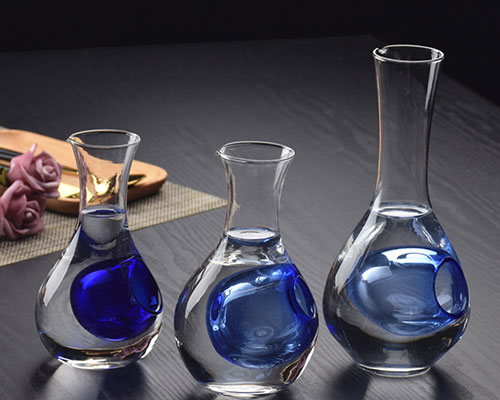 Blue Glass Wine Decanter With Ice Chamber