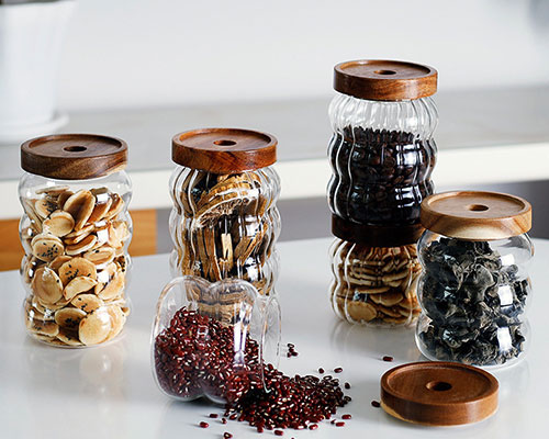 Clear Glass Jars With Acacia Lids