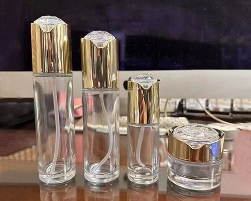 Clear Cosmetic Bottles