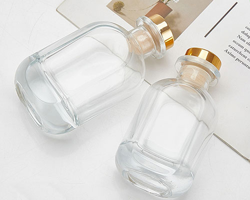 Clear Glass Diffuser Bottles with Stoppers