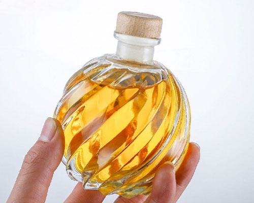 Unique Reed Diffuser Bottle with Stopper